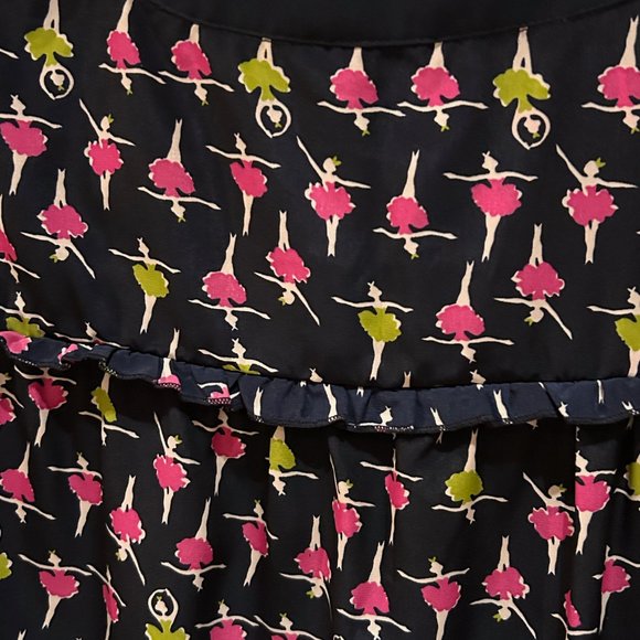 ballerina print blouse - Picture 3 of 3